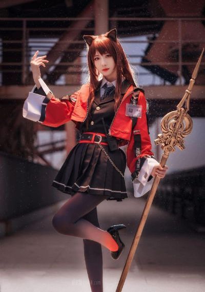 领动和伊兰特是一款车吗