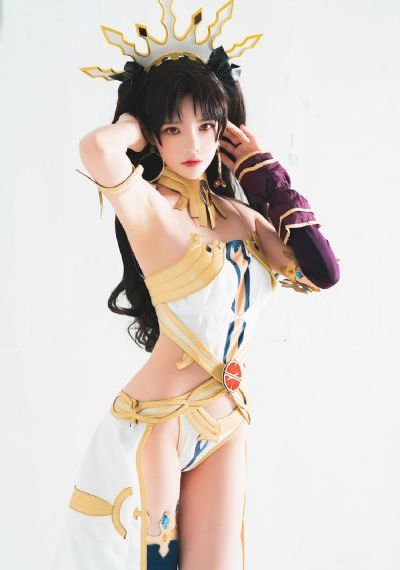 在车里被弄了h野战