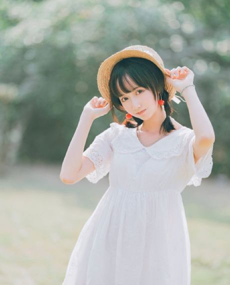 弹孔