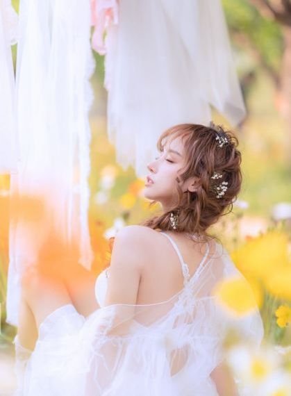 年轻的女教师2