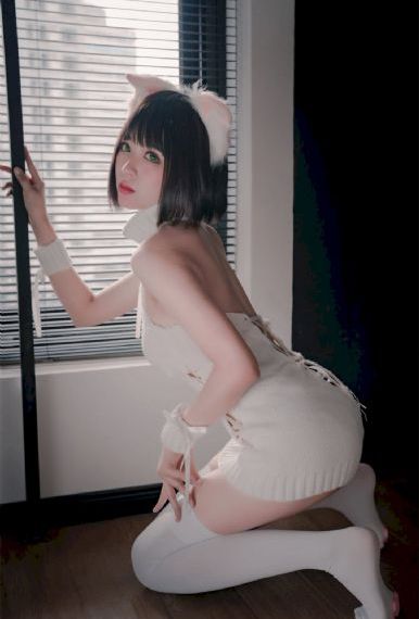 他的舌头探进蜜源毛毛虫说说视频