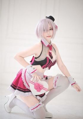 特罗佩斯的姑娘们